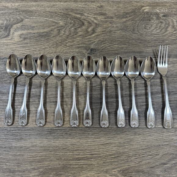 Sanibel Shell Lot Of 10 Teaspoons By Reed Baton Rebacraft Stainless 6 1/2 - Picture 1 of 10